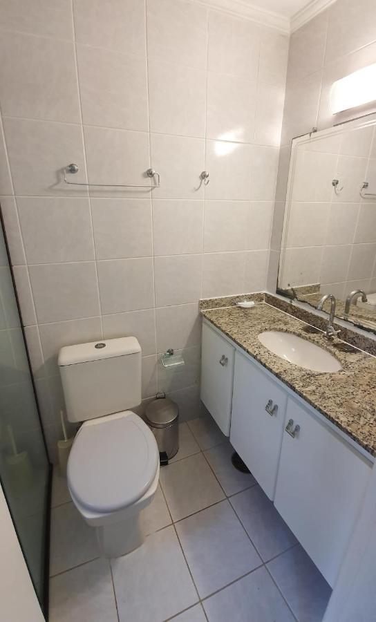 Wembley Tenis Toninhas Ap 04 Dorm