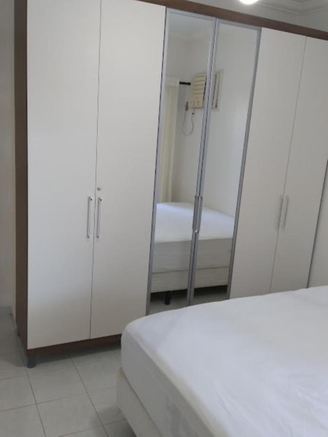 Wembley Tenis Toninhas Ap 04 Dorm Apartment *
